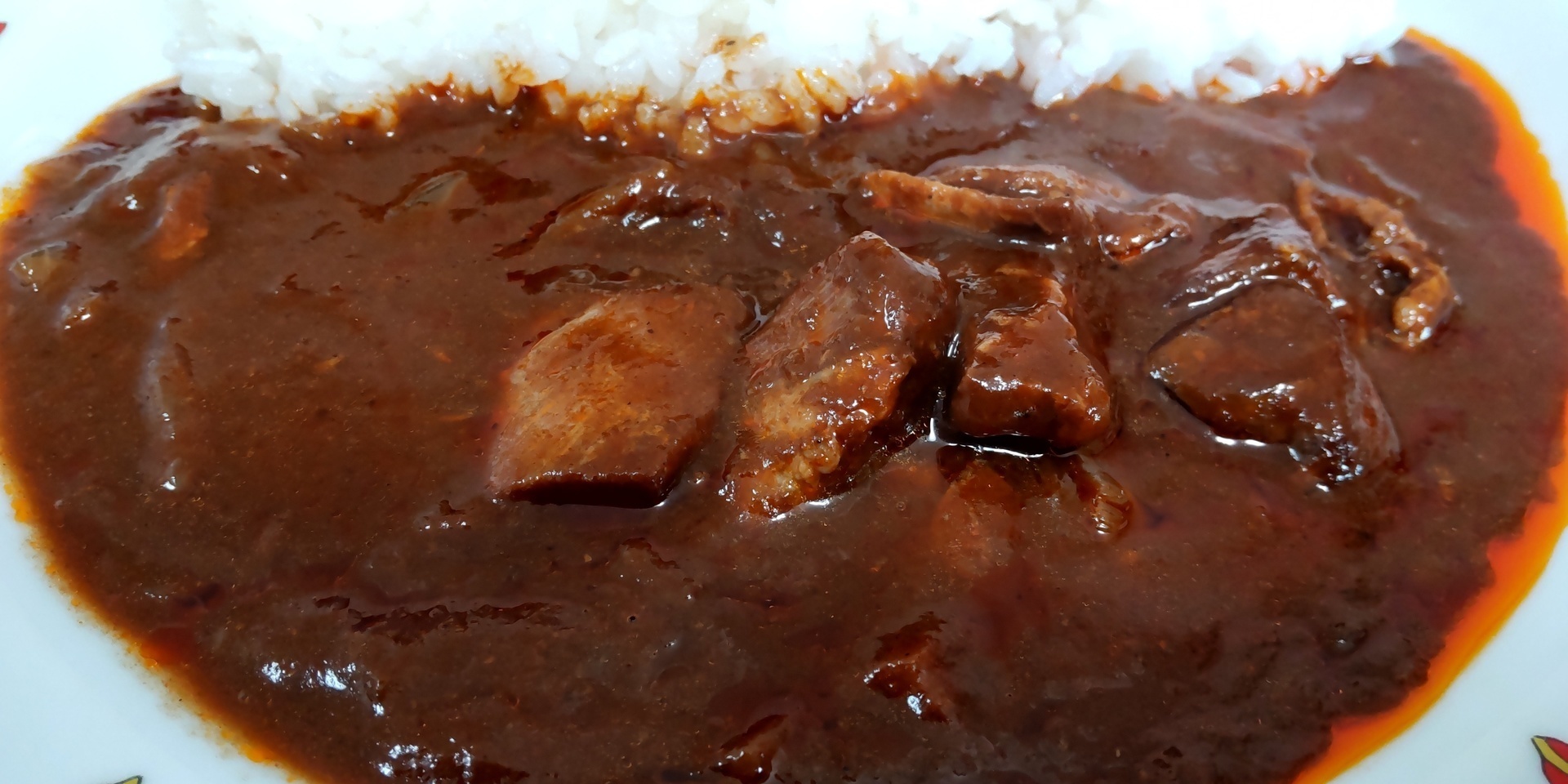 いなば チキンとインドカレー 黒カレー: ご当地レトルトカレーで単身赴任の寂しい夕食